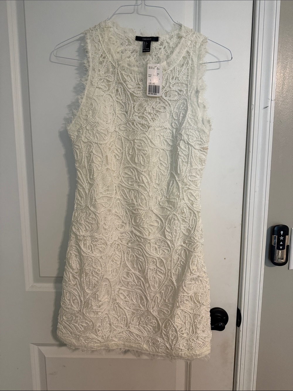 Forever 21 Cream Textured Sleeveless Shift Dress